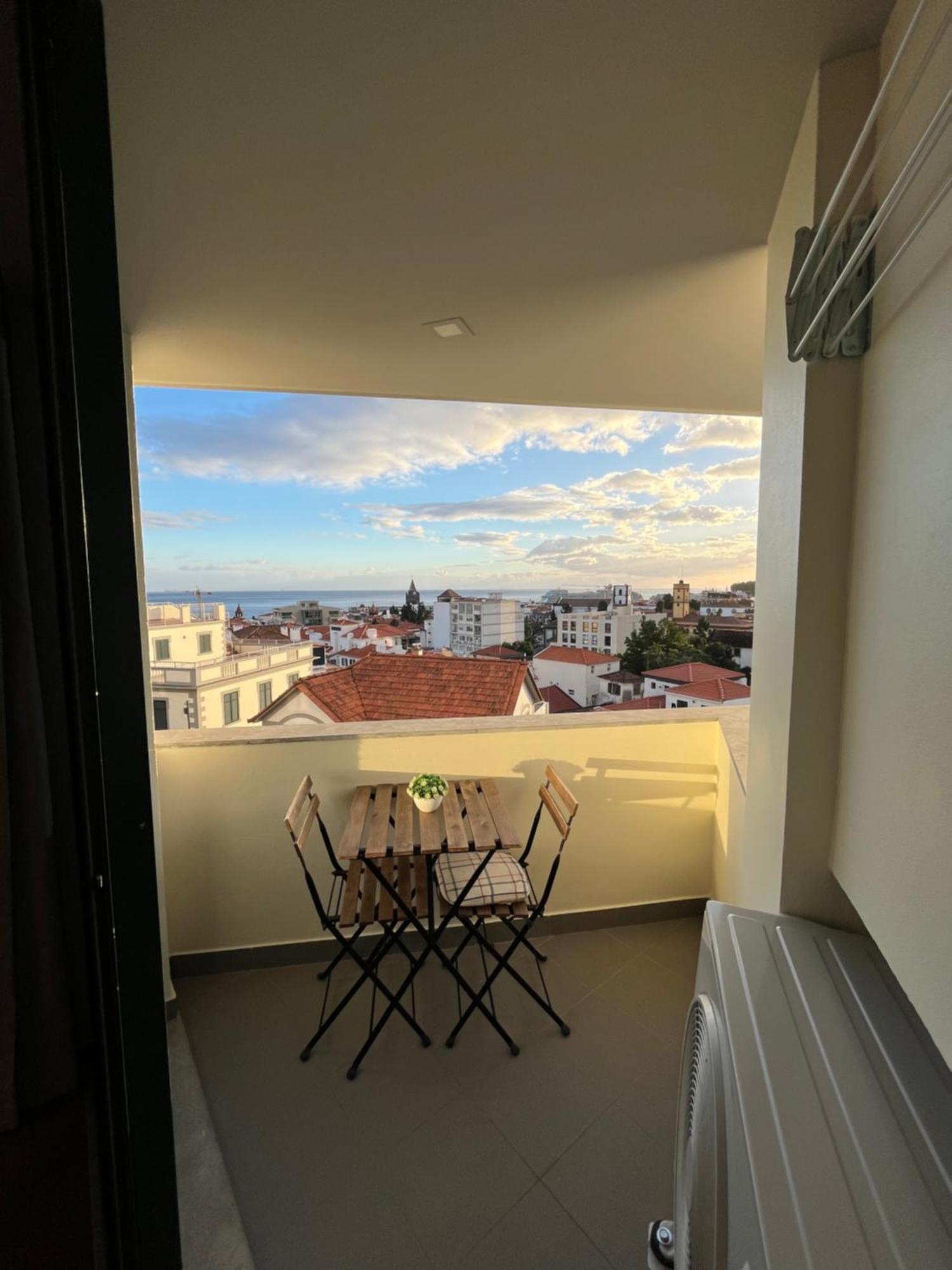 Luxury View Apartment Funchal Luaran gambar