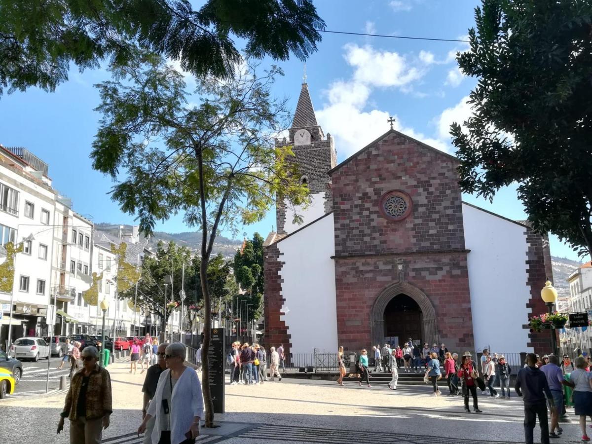 Luxury View Apartment Funchal Luaran gambar