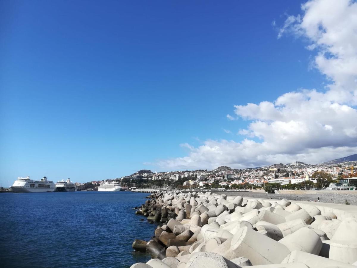 Luxury View Apartment Funchal Luaran gambar